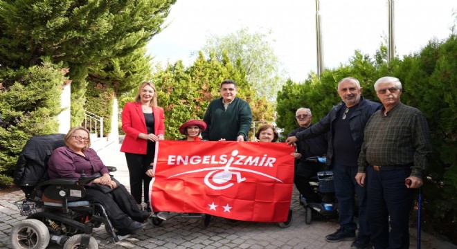 Çeşme’ye  “Kırmızı Bayrak” Gururu!